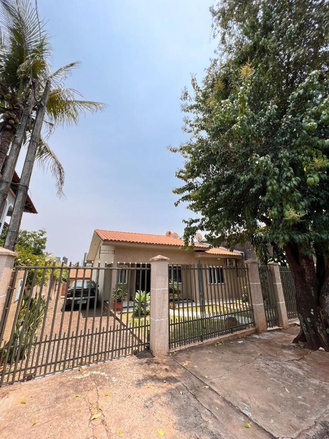 Casa Aconchegante No Centro De Foz Do Iguacu Villa Екстериор снимка